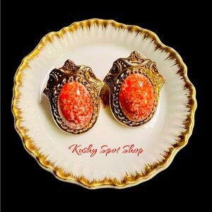 Antique Unsigned Art Deco Schreiner or Selro? 🧡🧡🧡 So vibrant & luminous UV 🔦